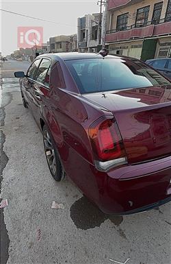 کرایسلەر 300